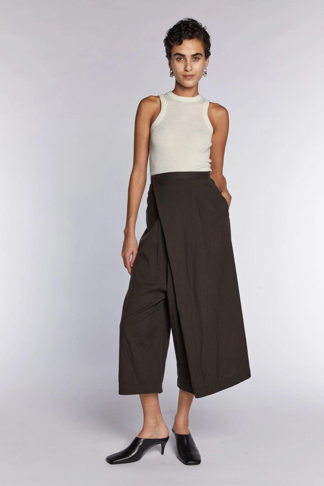 Thumbnail 03a2b507-998f-4374-acc0-c4e9d1961e94