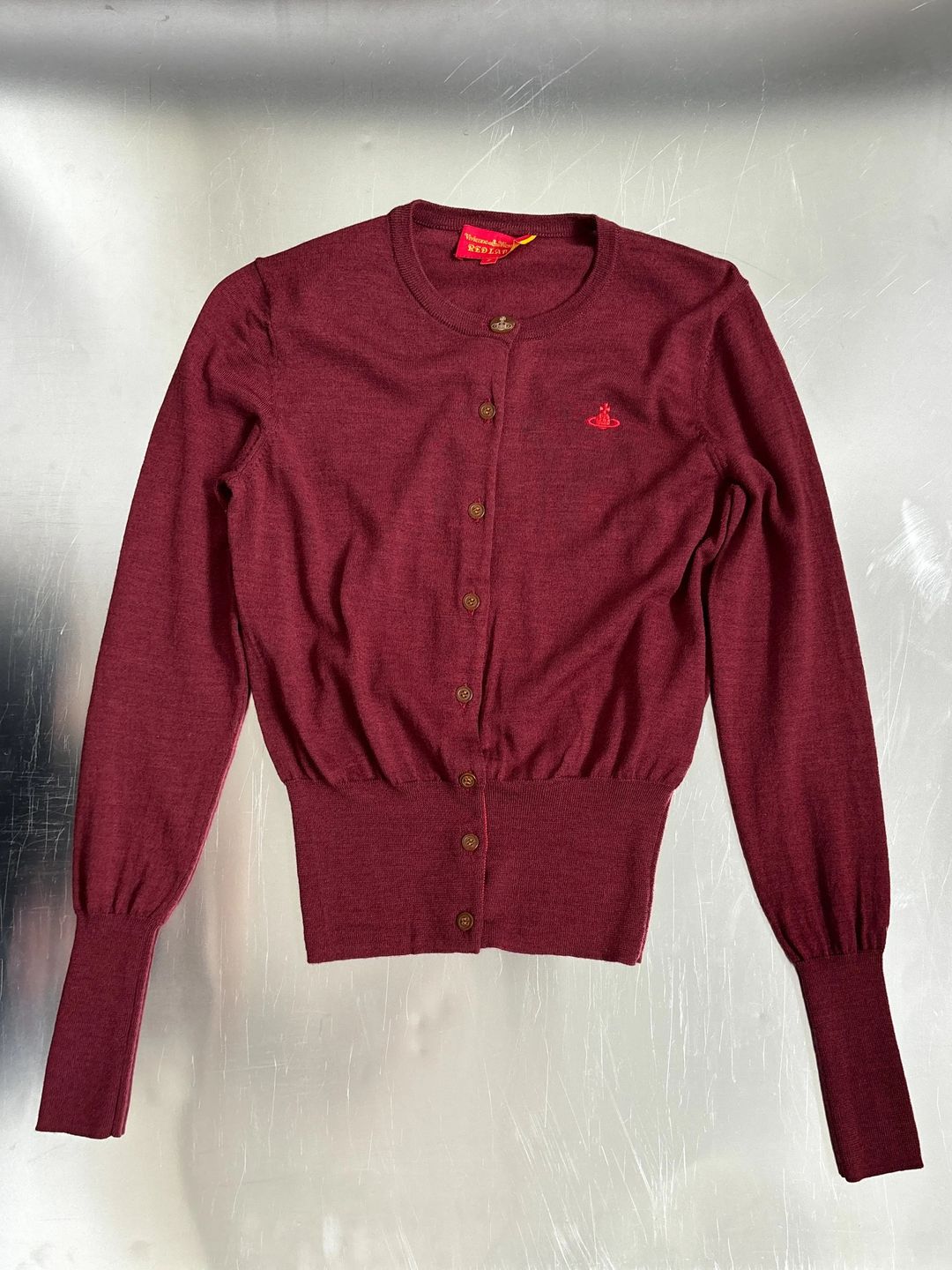 Thumbnail 407599e5-96b3-4861-88d1-25750d7fc8d0