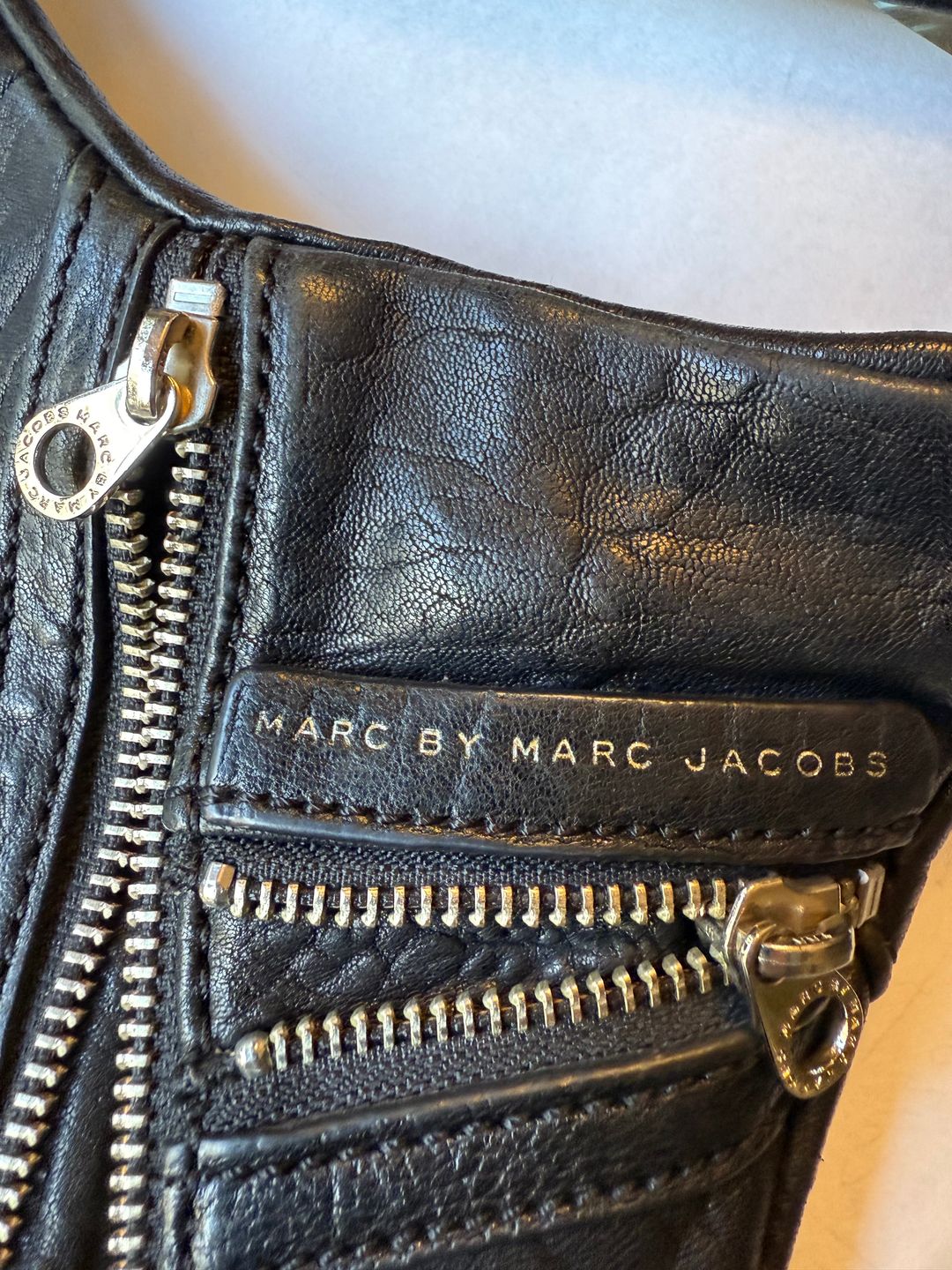 Thumbnail a18441cd-a7a3-4812-848f-0572d573c420