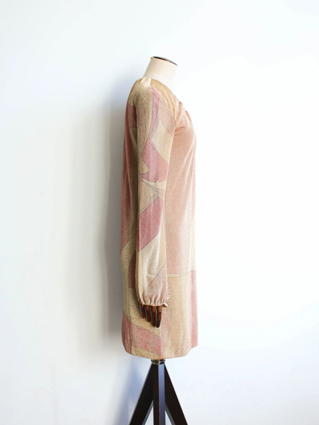 Thumbnail 663078f4-1fa7-439e-a2cb-1b1a3503f5b0