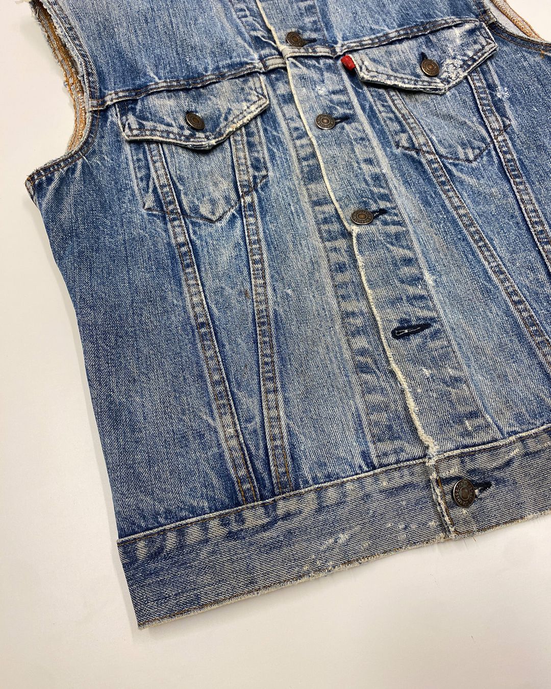 Thumbnail 5ed43ab8-3413-4209-869c-13be04b85987