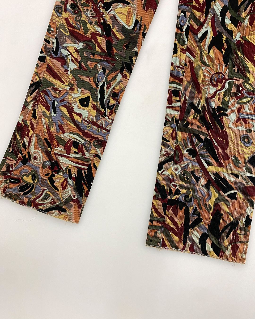 Thumbnail 376e942f-cdd9-4d0a-b8e9-d1ac25d31046