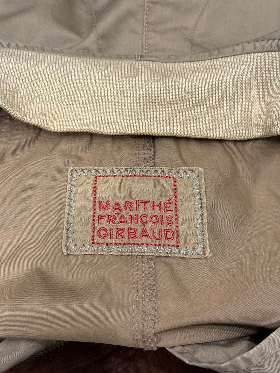 Thumbnail 84a2a29d-68e8-43b2-ae82-81949f14c08e