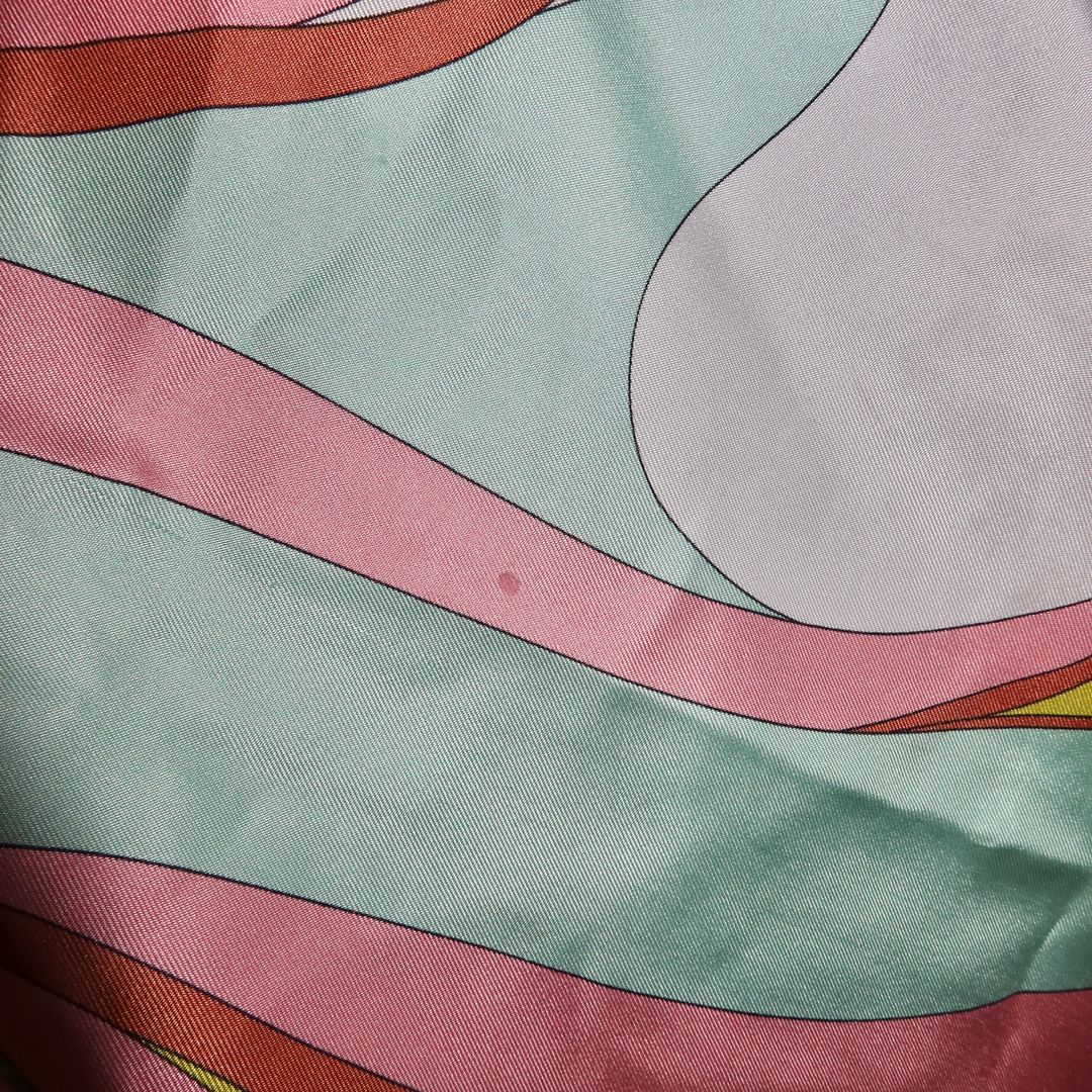 Thumbnail 17f4ddb8-874a-46d1-857b-137d44fcb193