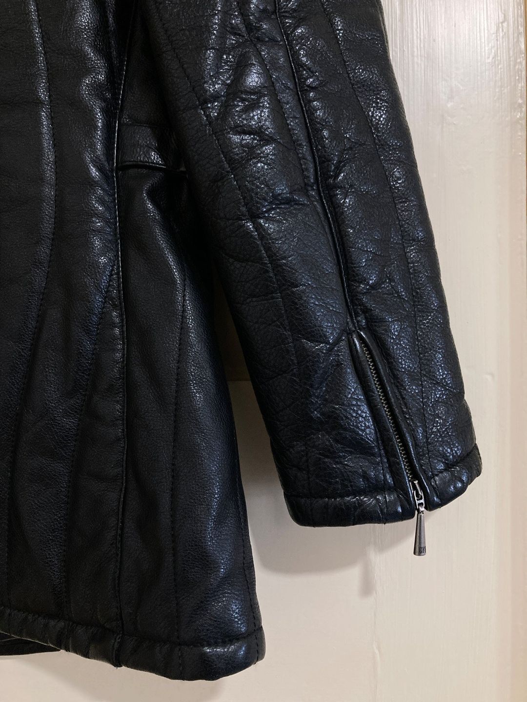 Thumbnail 44c8243f-c6e9-4fec-bb7d-3f728906fa25