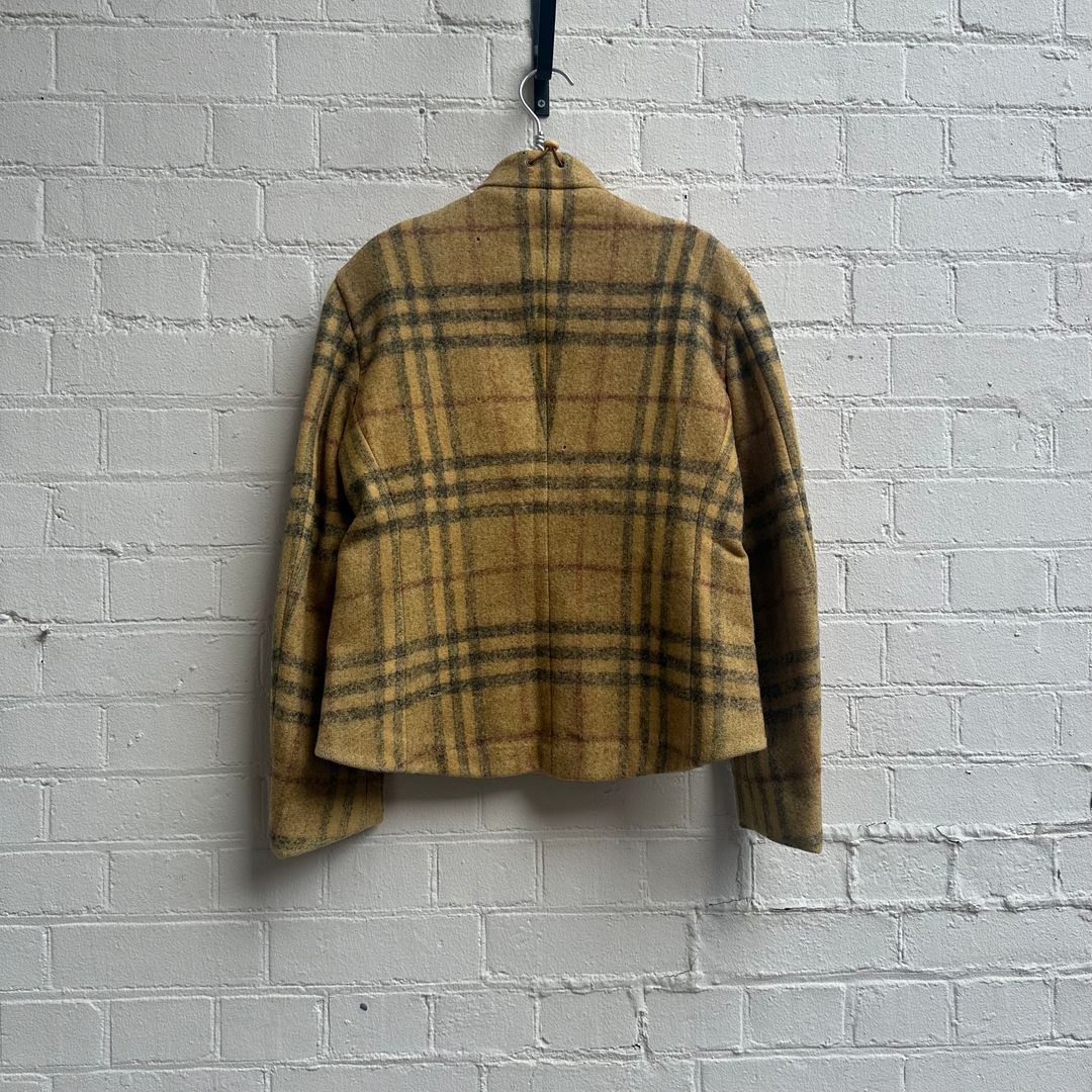 Thumbnail 2a5da91e-141b-4d8d-a090-1969686f121f