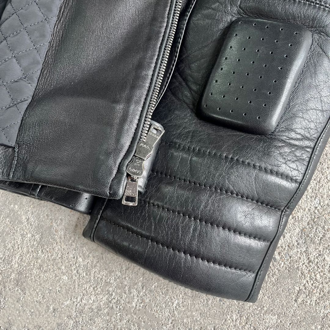 Thumbnail 32044217-e6e3-4e73-b23c-29d367270e51