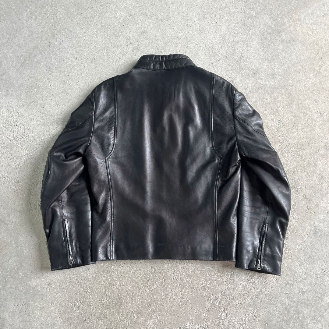 Thumbnail 3aa84073-8a5d-46f1-aa60-3387b4e7fbaf