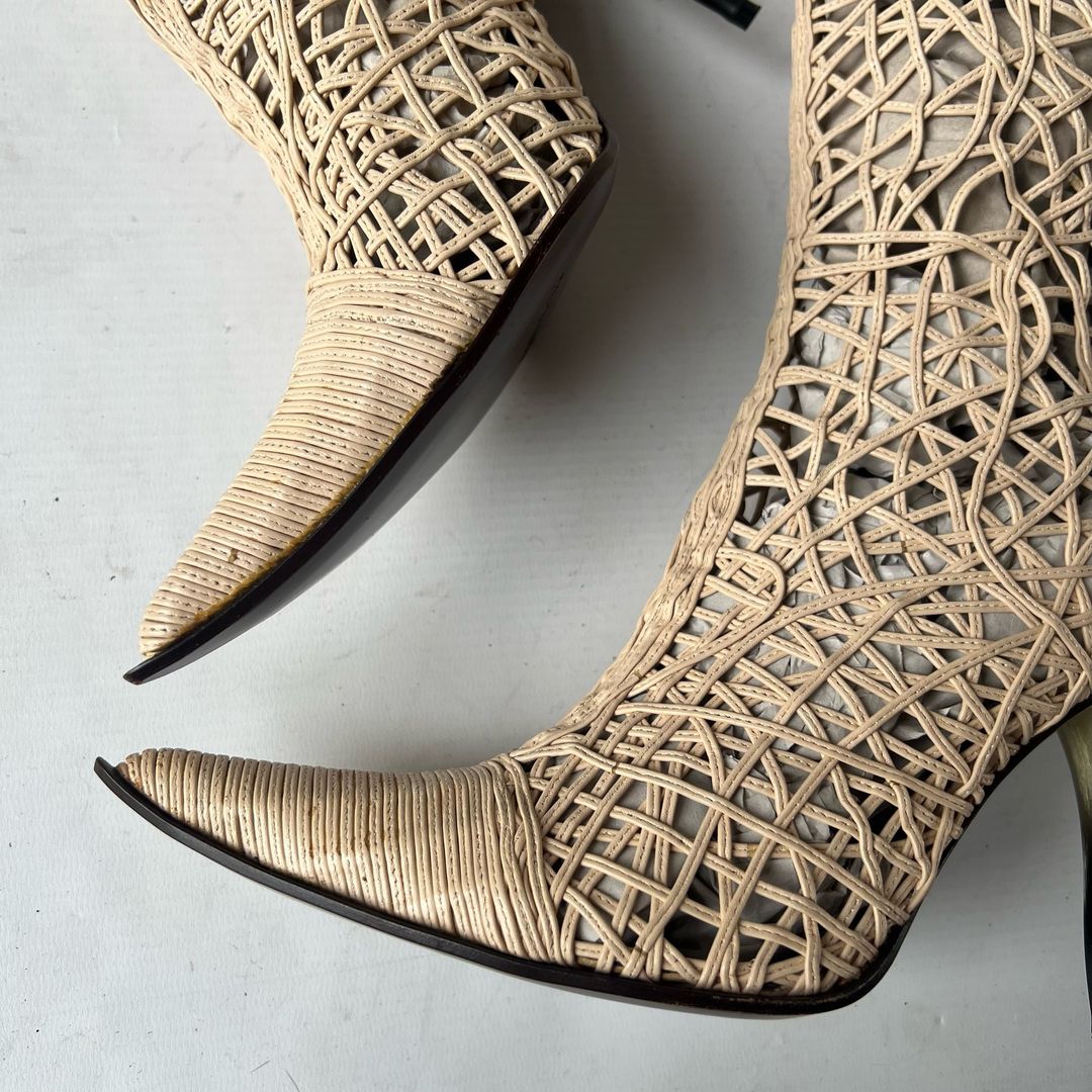 Thumbnail 384303da-2138-466a-89bb-c6ec8e503134