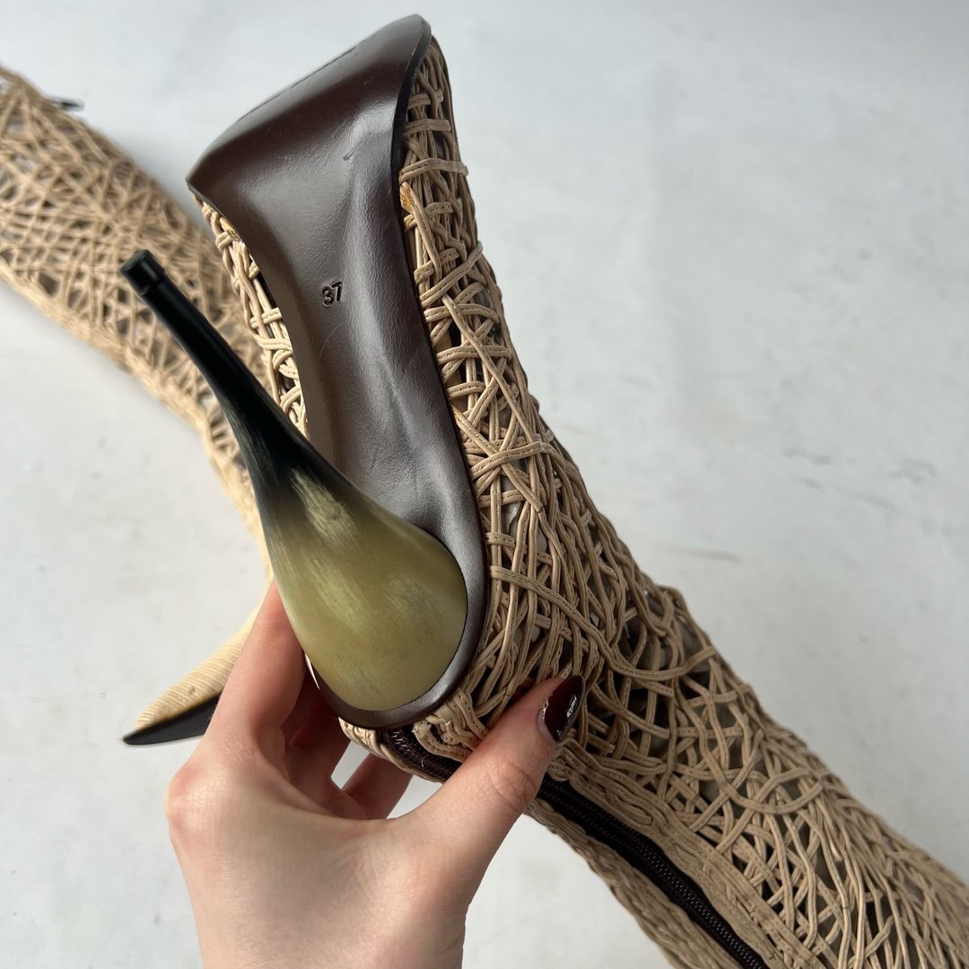 Thumbnail 32786f61-784c-4431-94c1-a5a174ccbccc