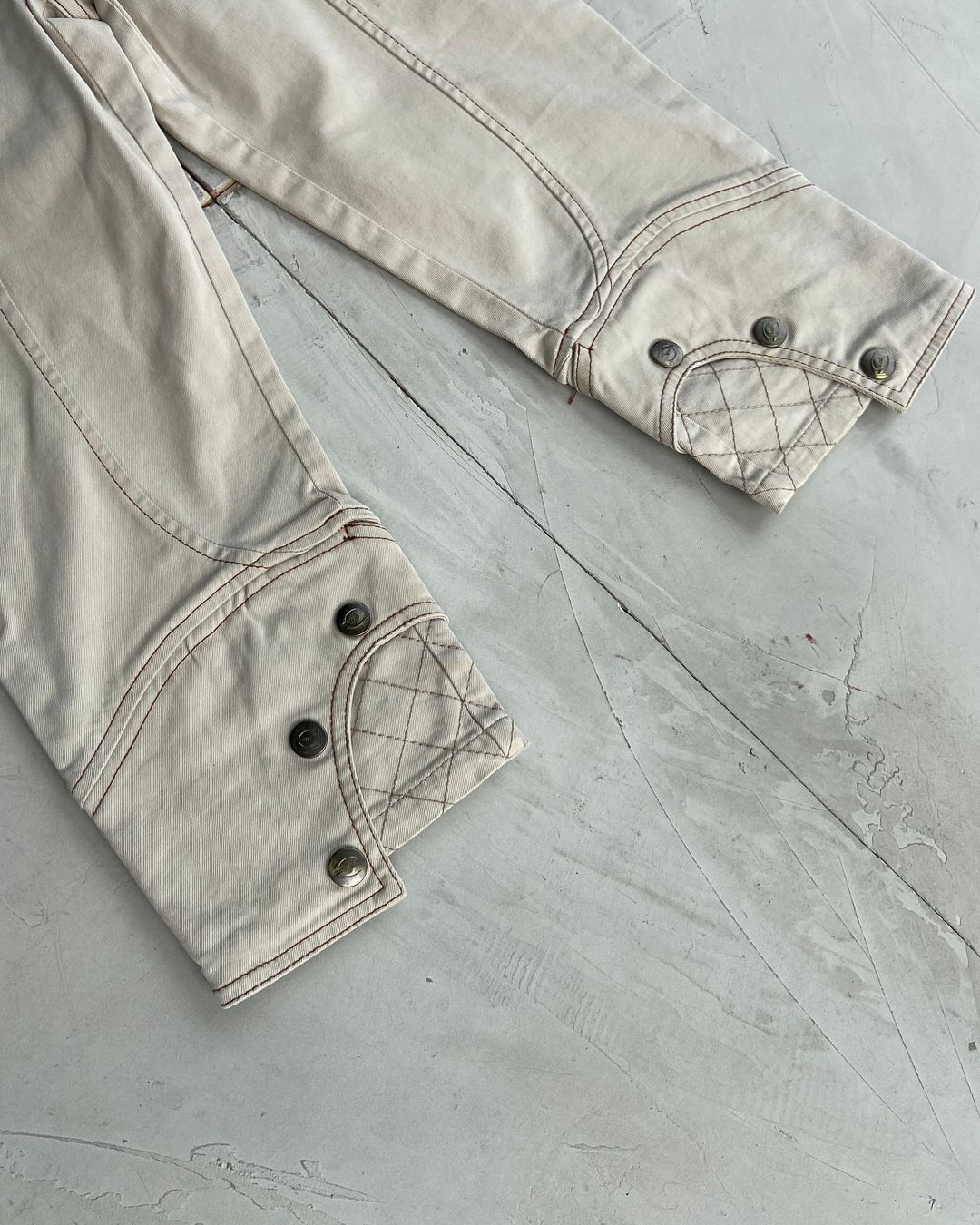 Thumbnail 5044e9fc-94ad-4f08-9b8e-3f1db435a8da