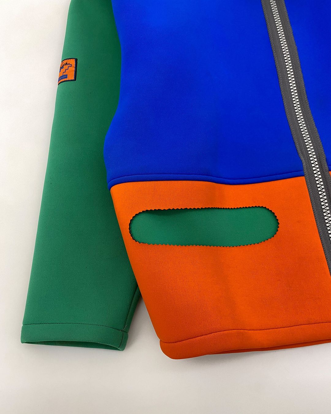 Thumbnail 6a386372-3931-4ce8-bd62-5478bdb035e0