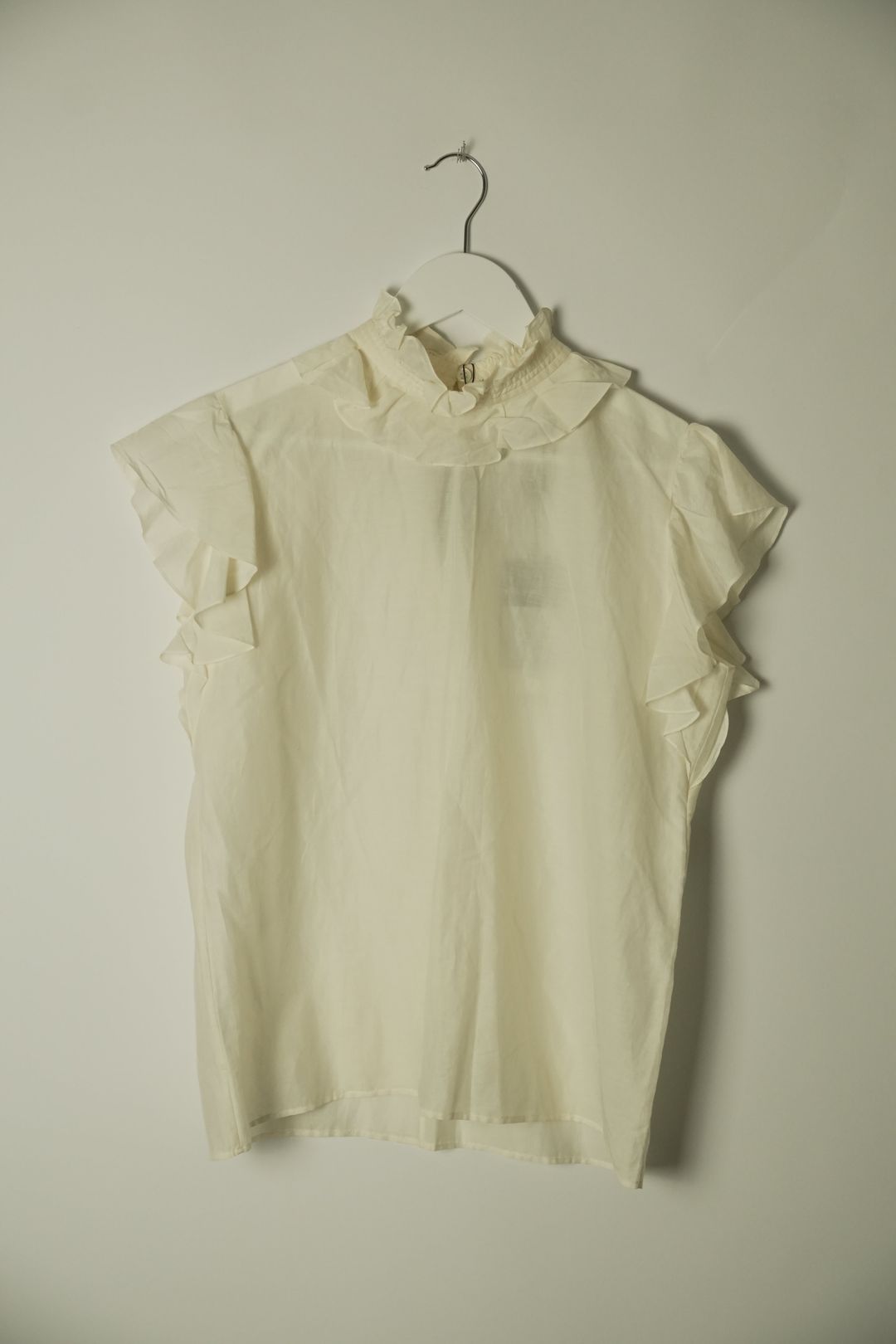 Yves Saint Laurent Ruffle Sless Trim High Neck Blouse Printemps 2010 by YVES SAINT LAURENT in size S from TOPS category