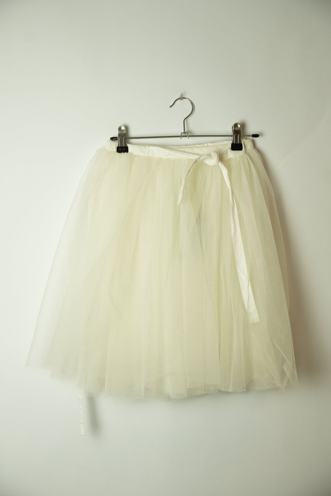 Black Comme Des Garcons White Wrap Tulle Mini Skirt AD2013 by COMME DES GARÇONS in size XS from SKIRTS category