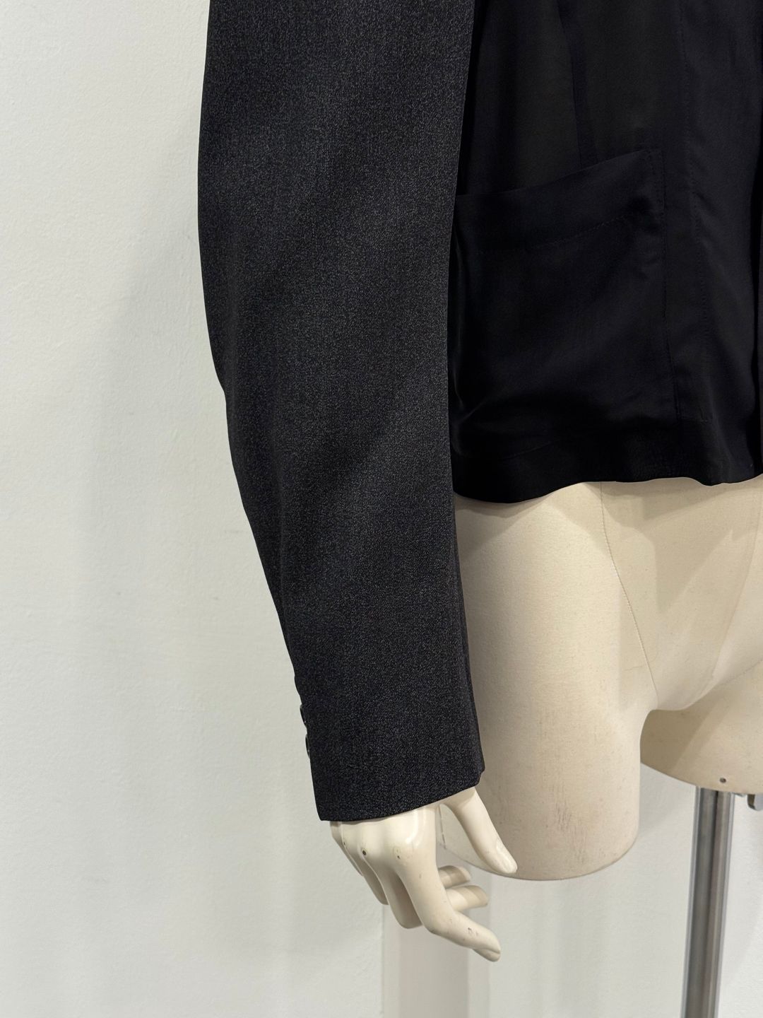 Thumbnail 96e7c052-88f6-46e4-84ed-e3b10089ee18