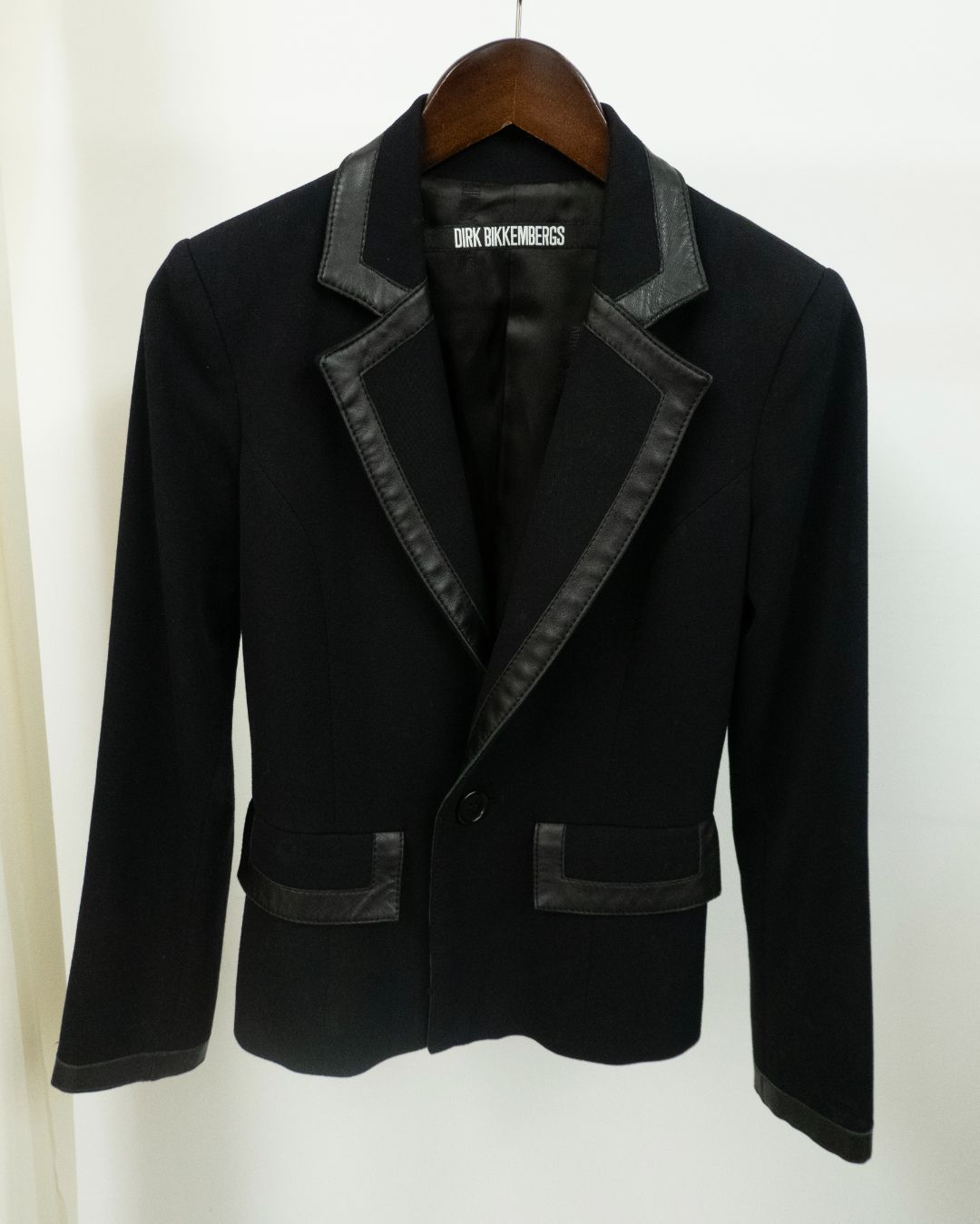 Thumbnail 7979e398-c1c8-4e32-a7c4-7819545c3df2