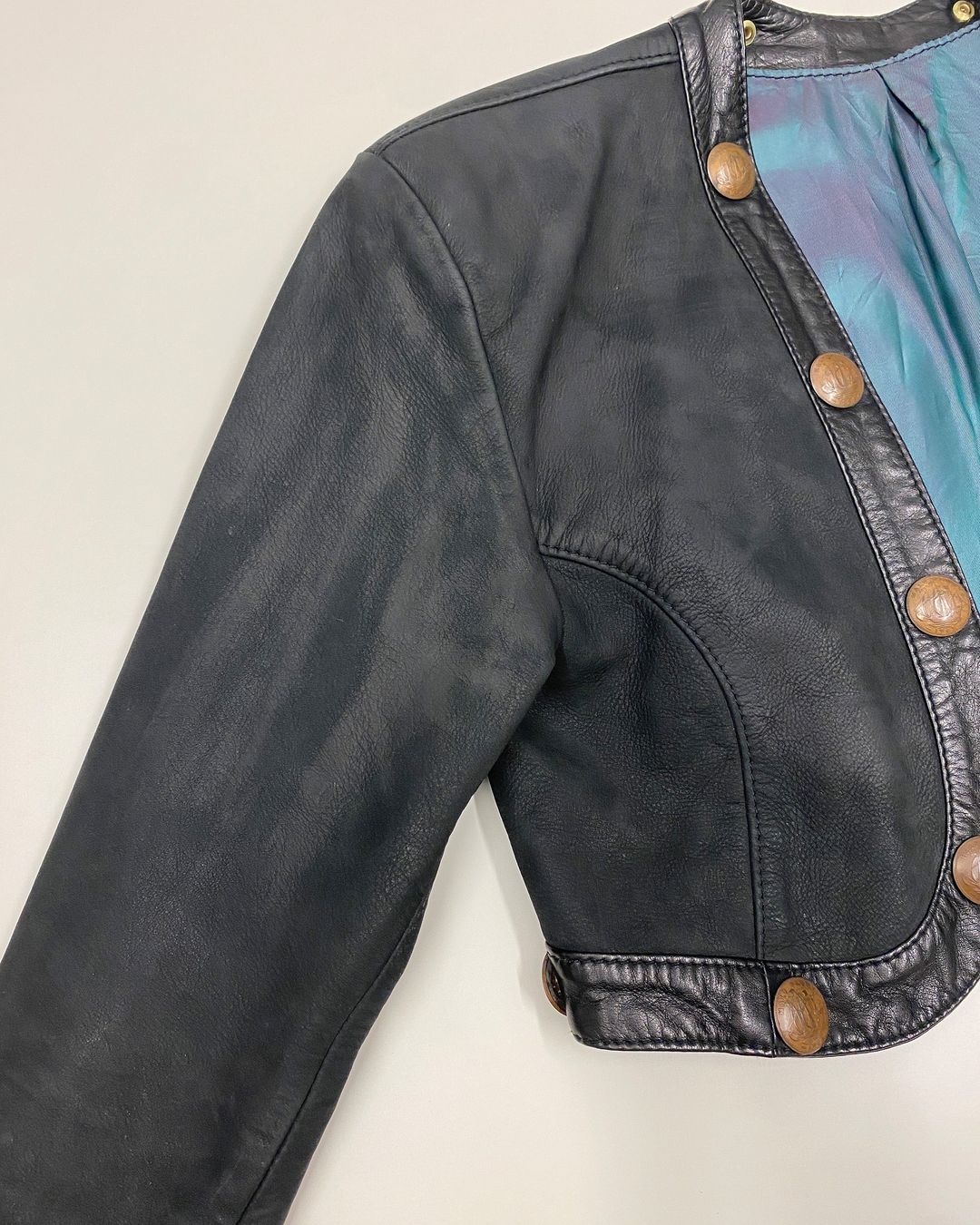 Thumbnail 25462380-feb0-4df3-8189-5f2fb0e871ef