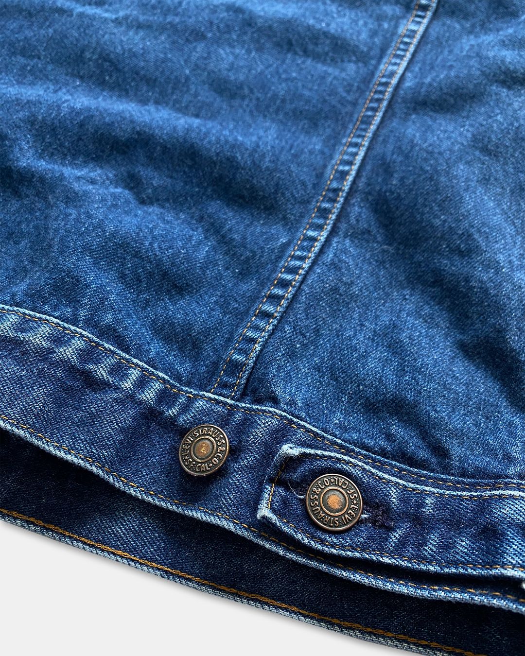 Thumbnail 7cf80428-9ee5-4dae-86b1-a335f7f7bbe9