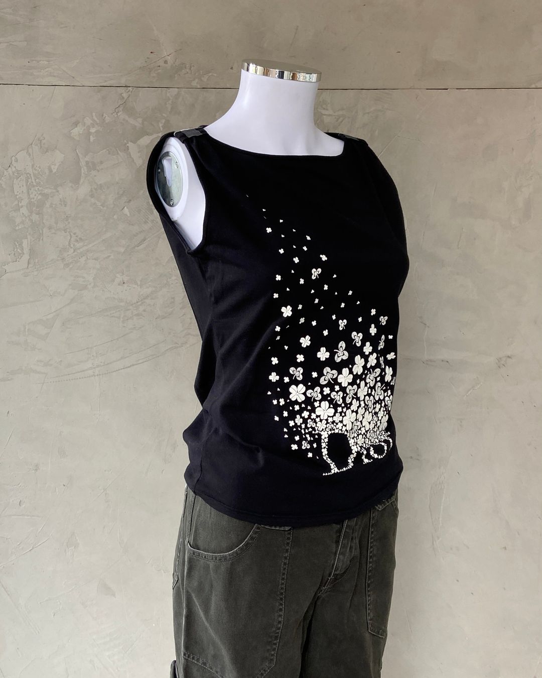 Thumbnail ae6de408-0431-49b5-9a9d-a7e3ba8c0416