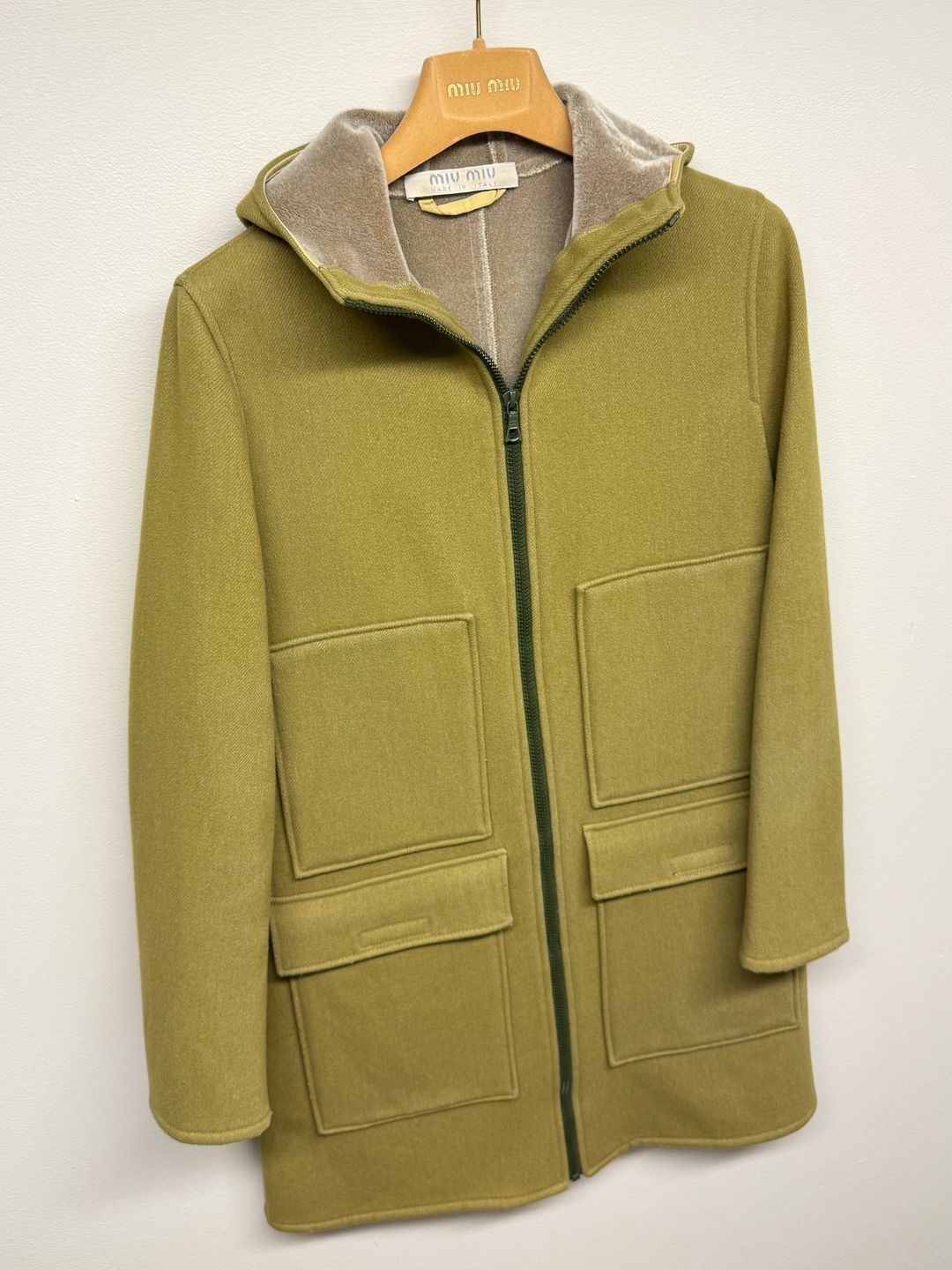 Thumbnail 28f2559e-2e25-4051-bed2-613caddf5bcb