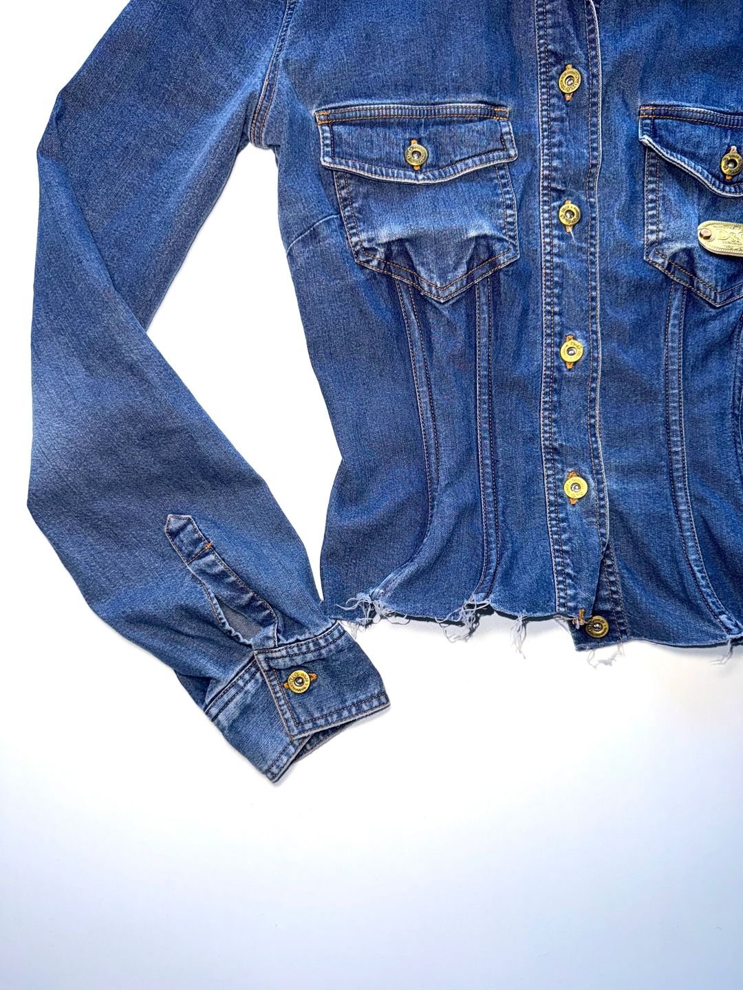 Thumbnail 476f11b6-9f26-4601-9f0c-d311df53d727