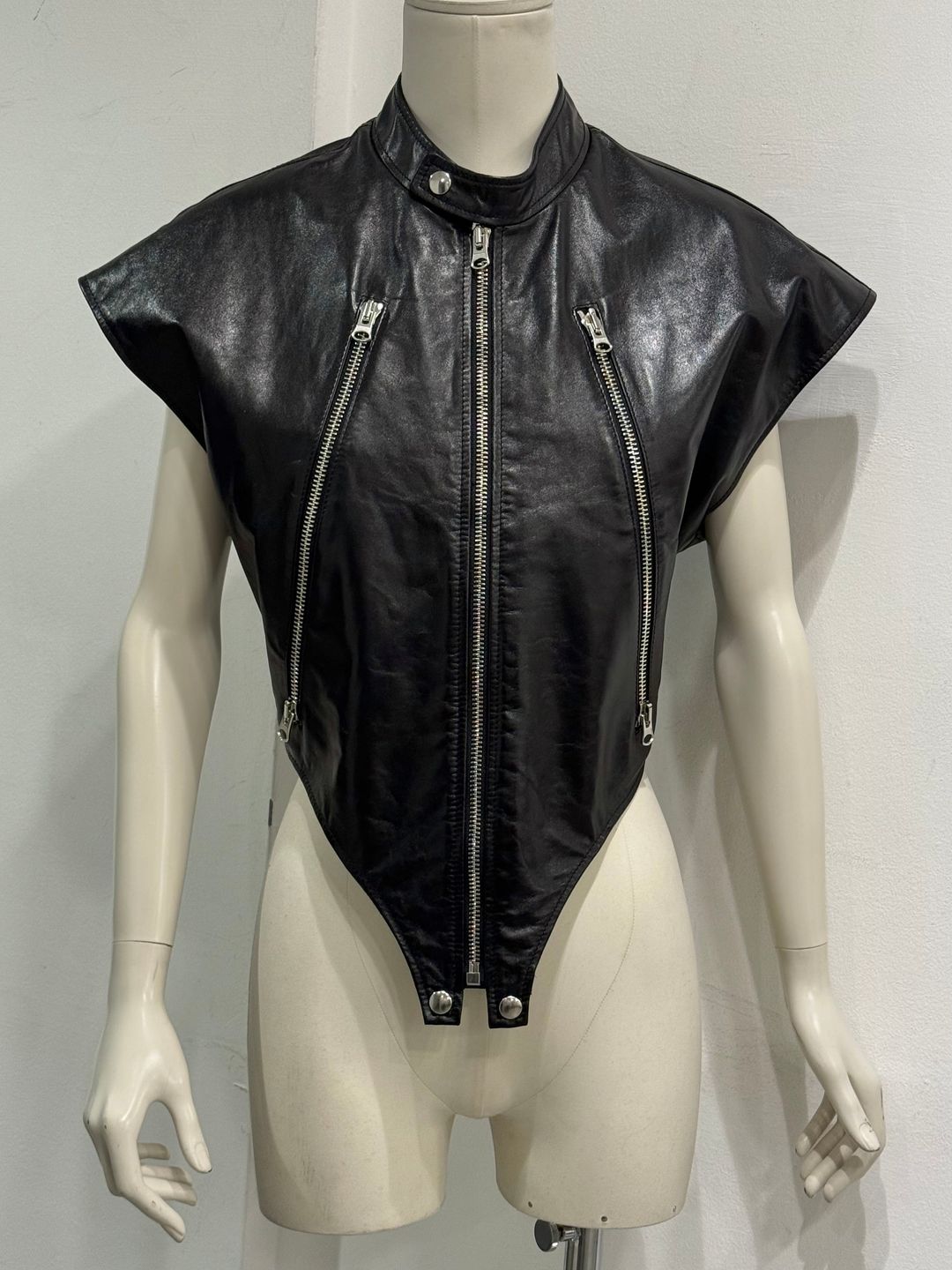 Thumbnail 46bd65b8-3b0d-48e2-ae5b-3a85a81876ee