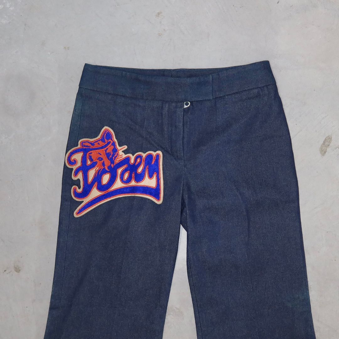 Chloé Rare AW2001 ‘Foxy’ Patch Flared Jeans by Chloé Rare in size AU/UK 10 from DENIM category