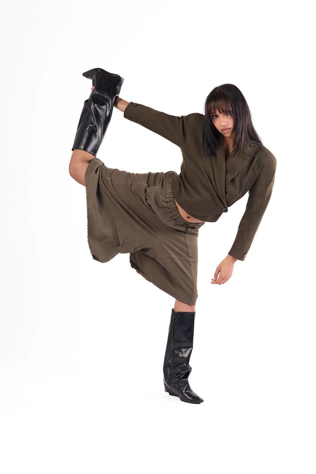 Comme Des Garcons AD2009 Khaki Asymmetric Shorts by COMME DES GARÇONS in size XS from SHORTS category