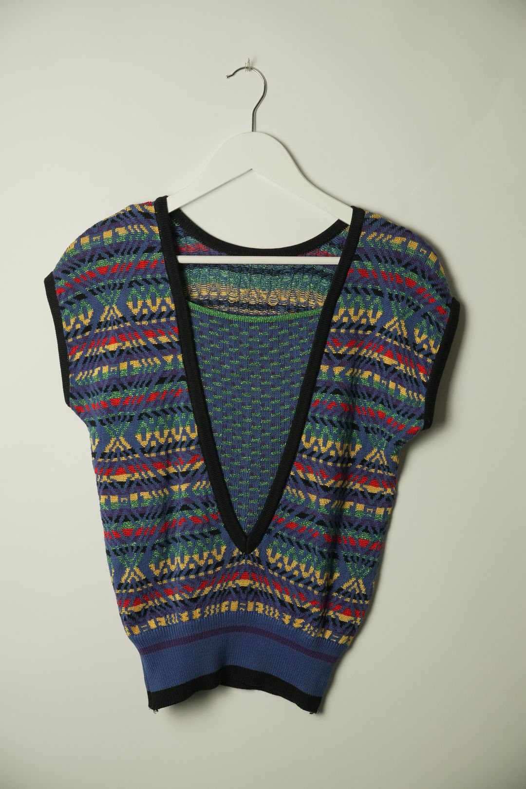 Yves Saint Laurent Tribal Stripe Print SS Knit Top by YVES SAINT LAURENT in size M from TOPS category