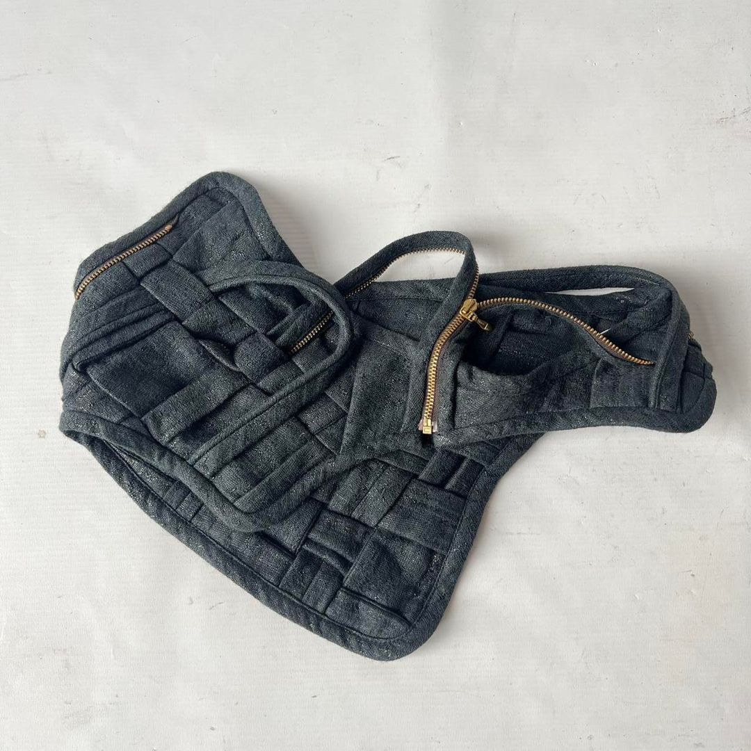 Thumbnail 00252082-04a1-416f-8691-40bb066e6cdd