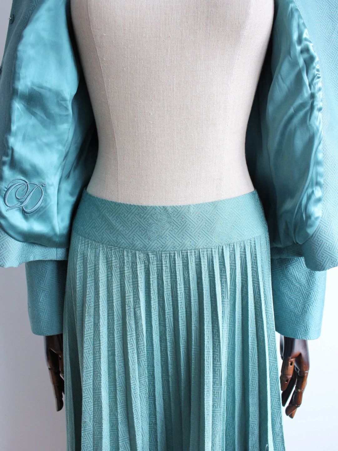 Thumbnail 4a2f03ee-bdfc-4d3d-a19b-1f38f7175562