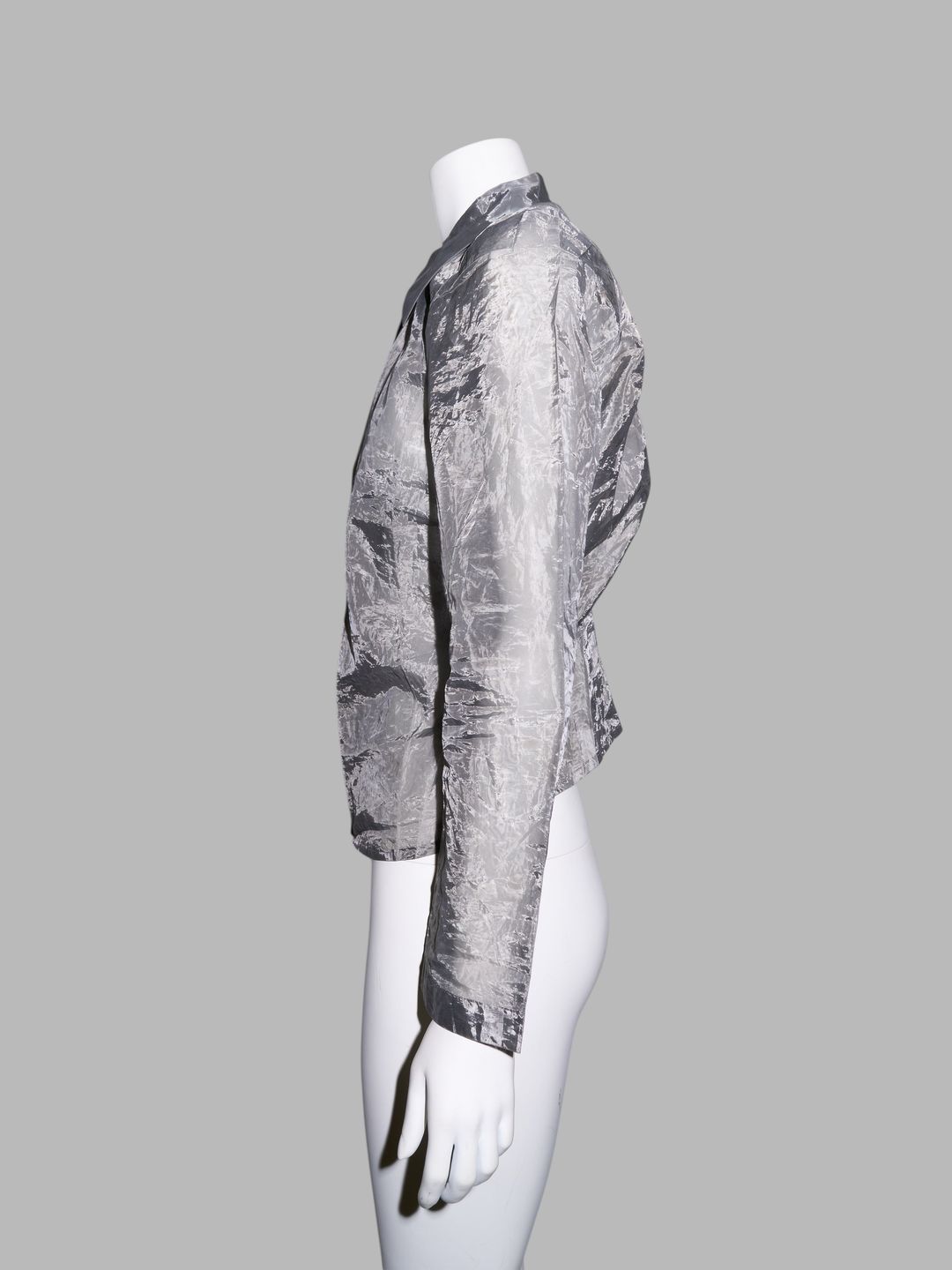 Junya Watanabe winter 1995 three dimensional creased silver organza zip jacket by JUNYA WATANABE in size ONE SIZE from COATS & JACKETS category