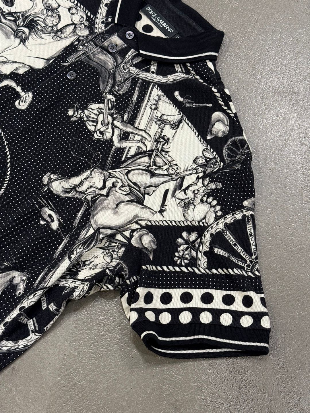 Thumbnail 94c5a6a6-7ad5-4354-9b2a-5dd49b72f8b8