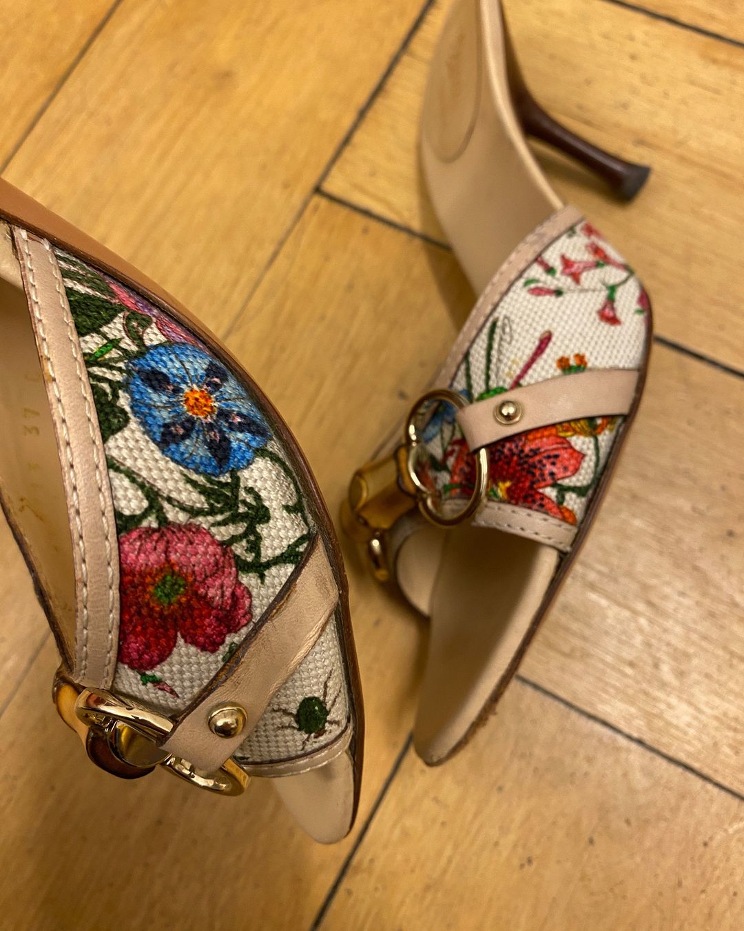 Thumbnail 4ef515ca-f8a6-4494-9b26-e72c52af9aba