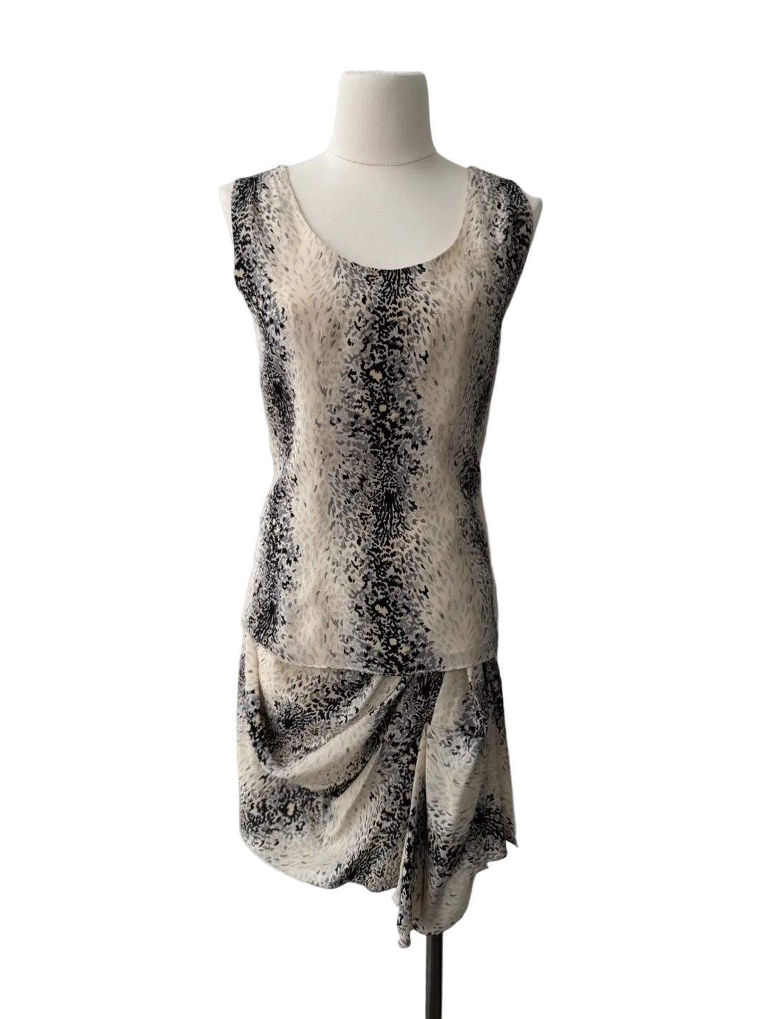 BALENCIAGA BY NICOLAS GHESQUIERE F/W 2009 SILK SET+TURBAN by BALENCIAGA in size XS from DRESSES category