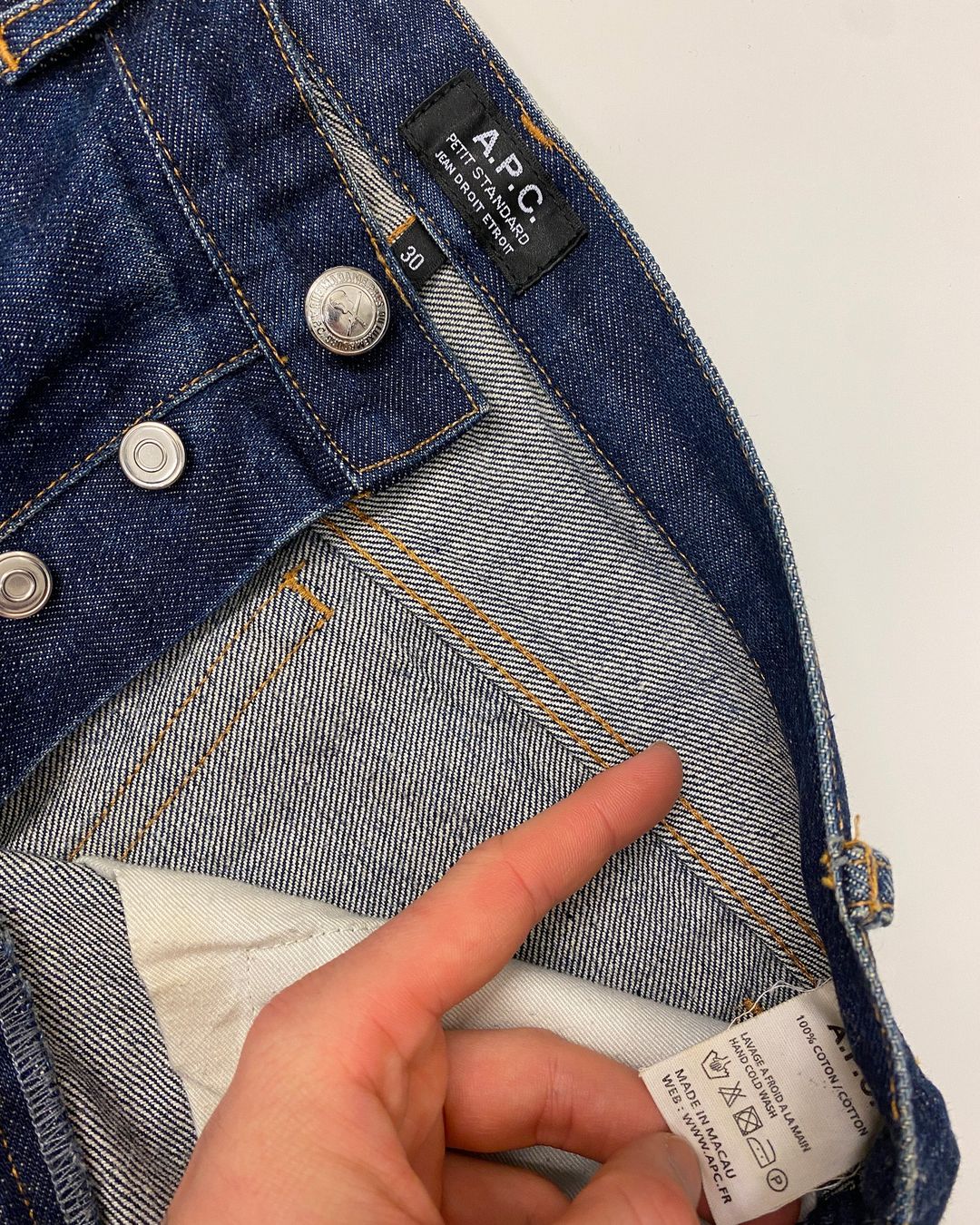 Thumbnail 41975823-c878-48dc-a949-84e72694cea3