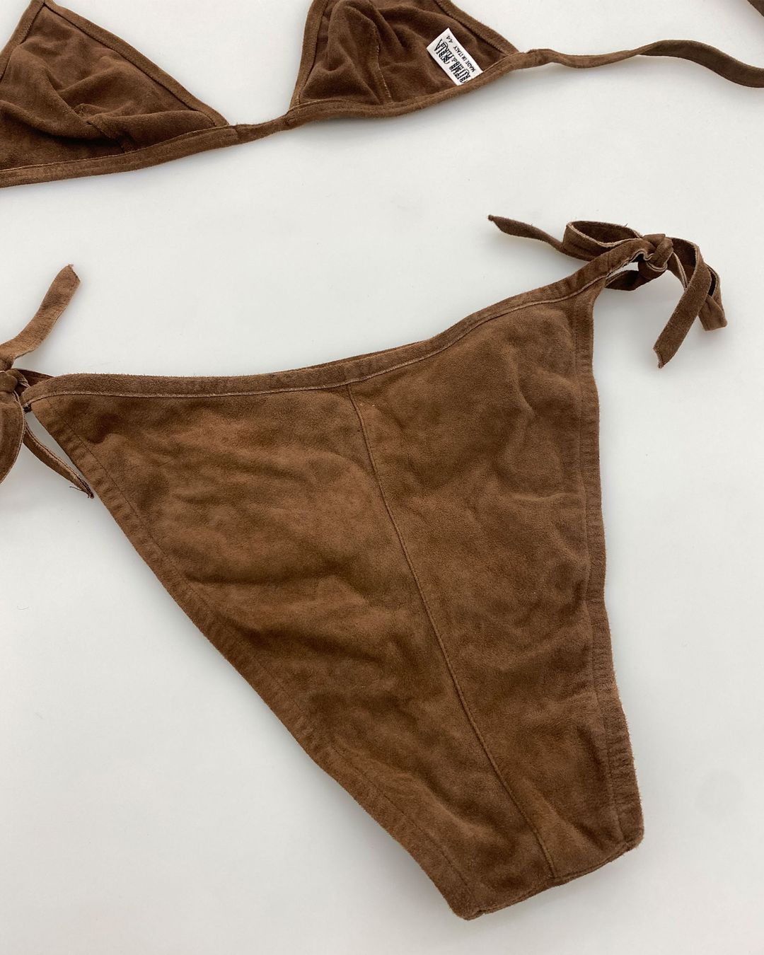 Thumbnail 91b269a2-3fb5-4cf1-96b9-380772eacc3a