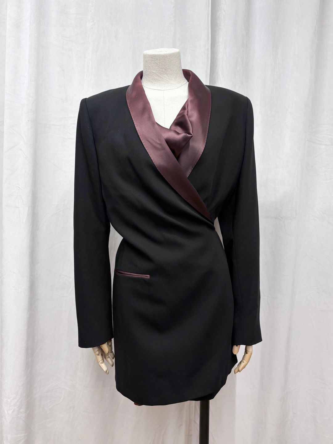 Thumbnail 7ea2c590-cbb7-4b78-b785-68693ea20557