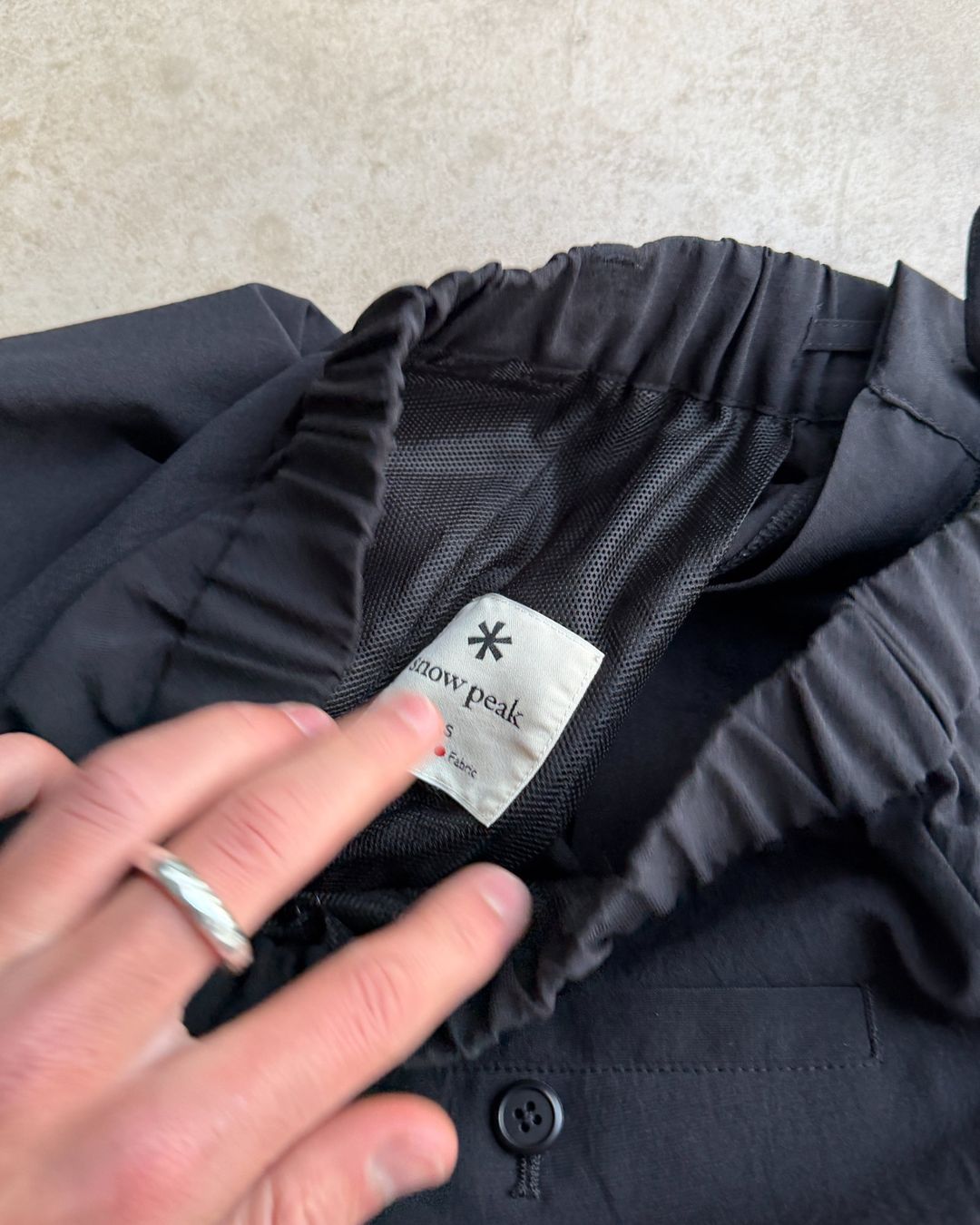 Thumbnail 65bd6276-1052-45d8-8ce7-03e0dc8b981a