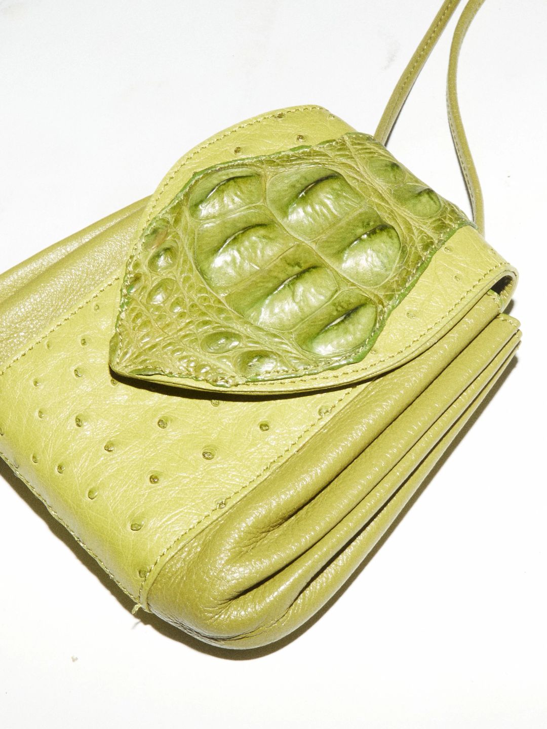 Thumbnail 70a1018f-83af-49f6-b589-ad75d7239e67