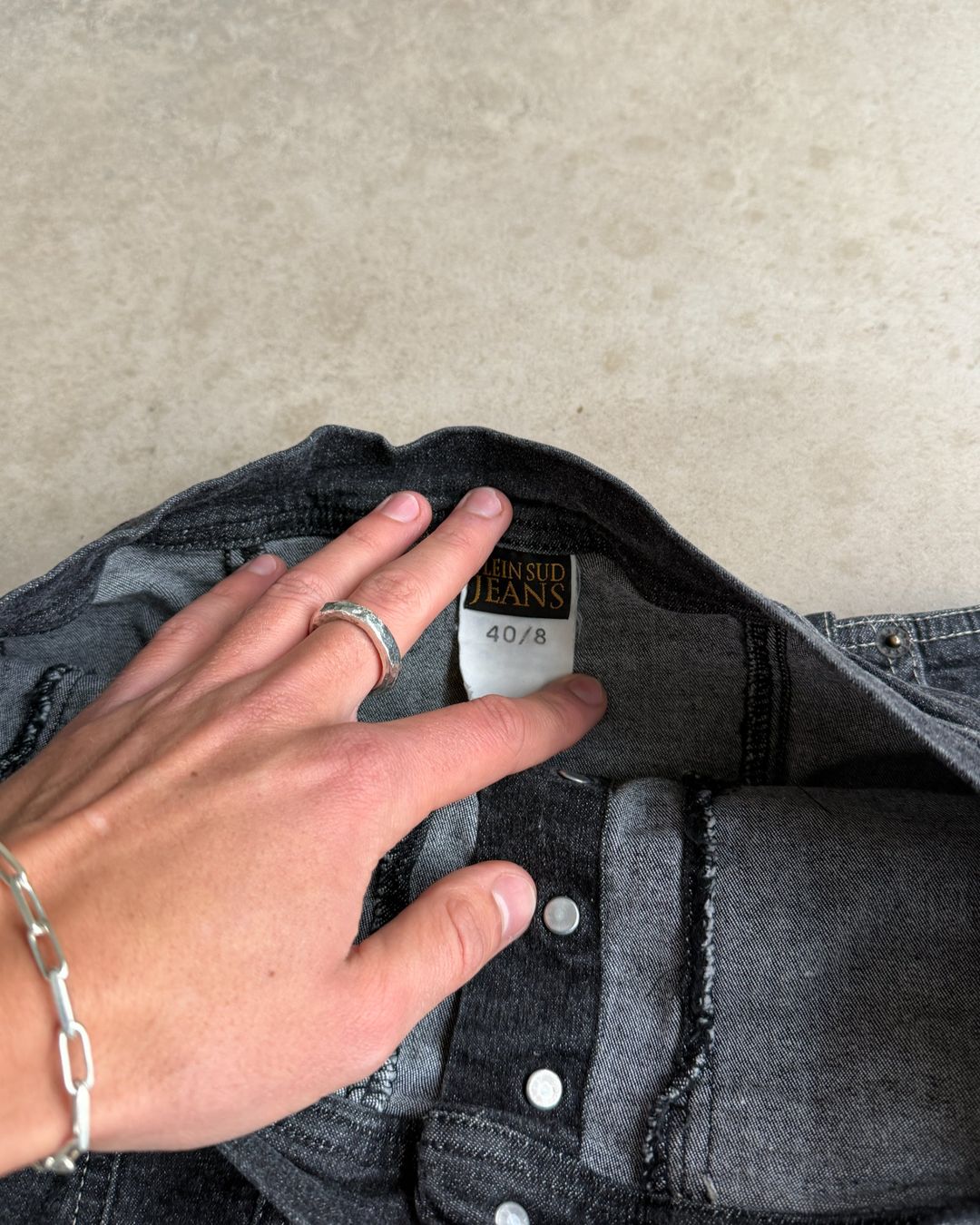 Thumbnail 36ca8990-5847-4424-a2d2-53beb327e7ed