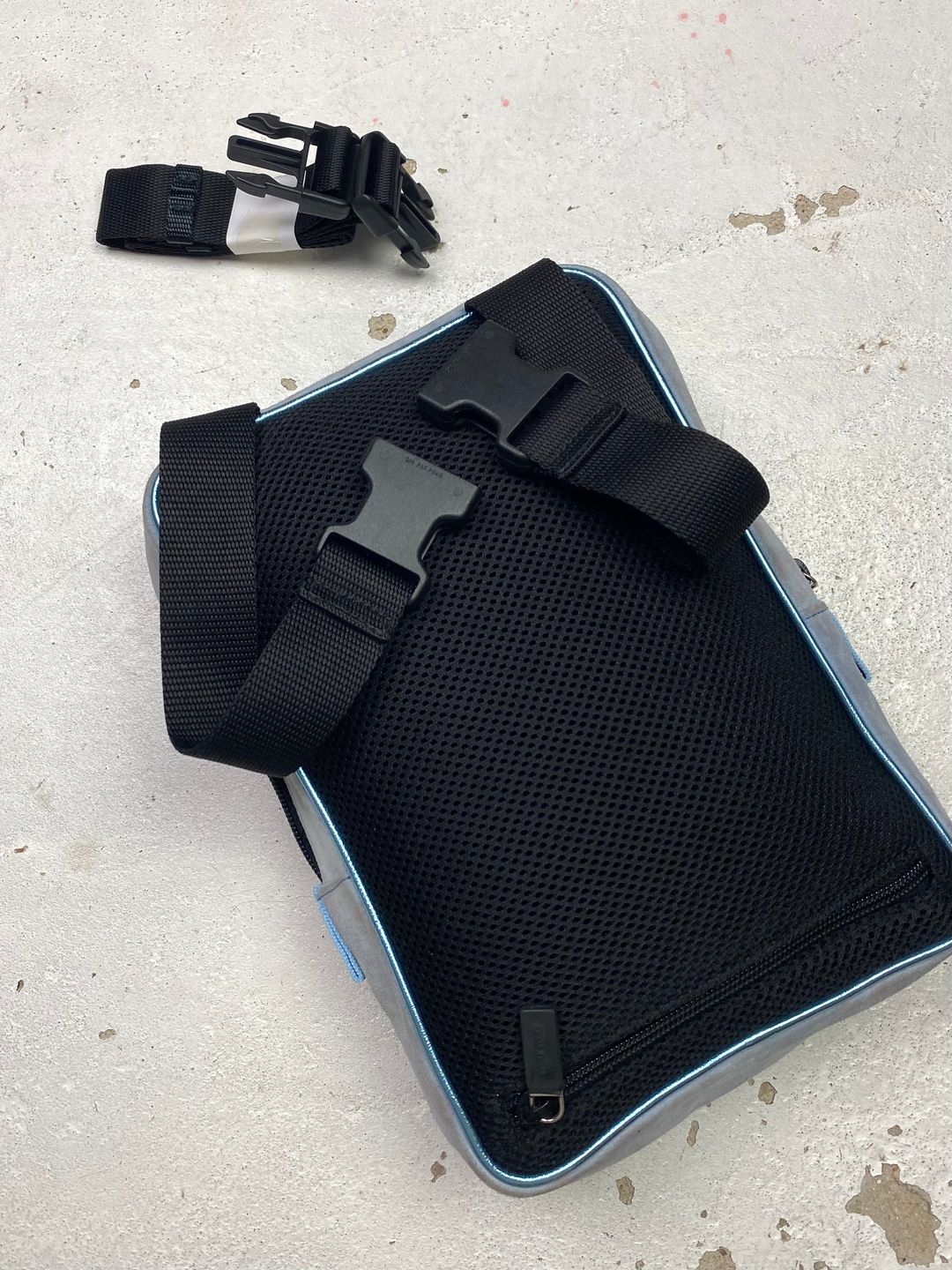 Thumbnail a2dc3659-fe1c-4adc-b551-7aaf0f5b94c4