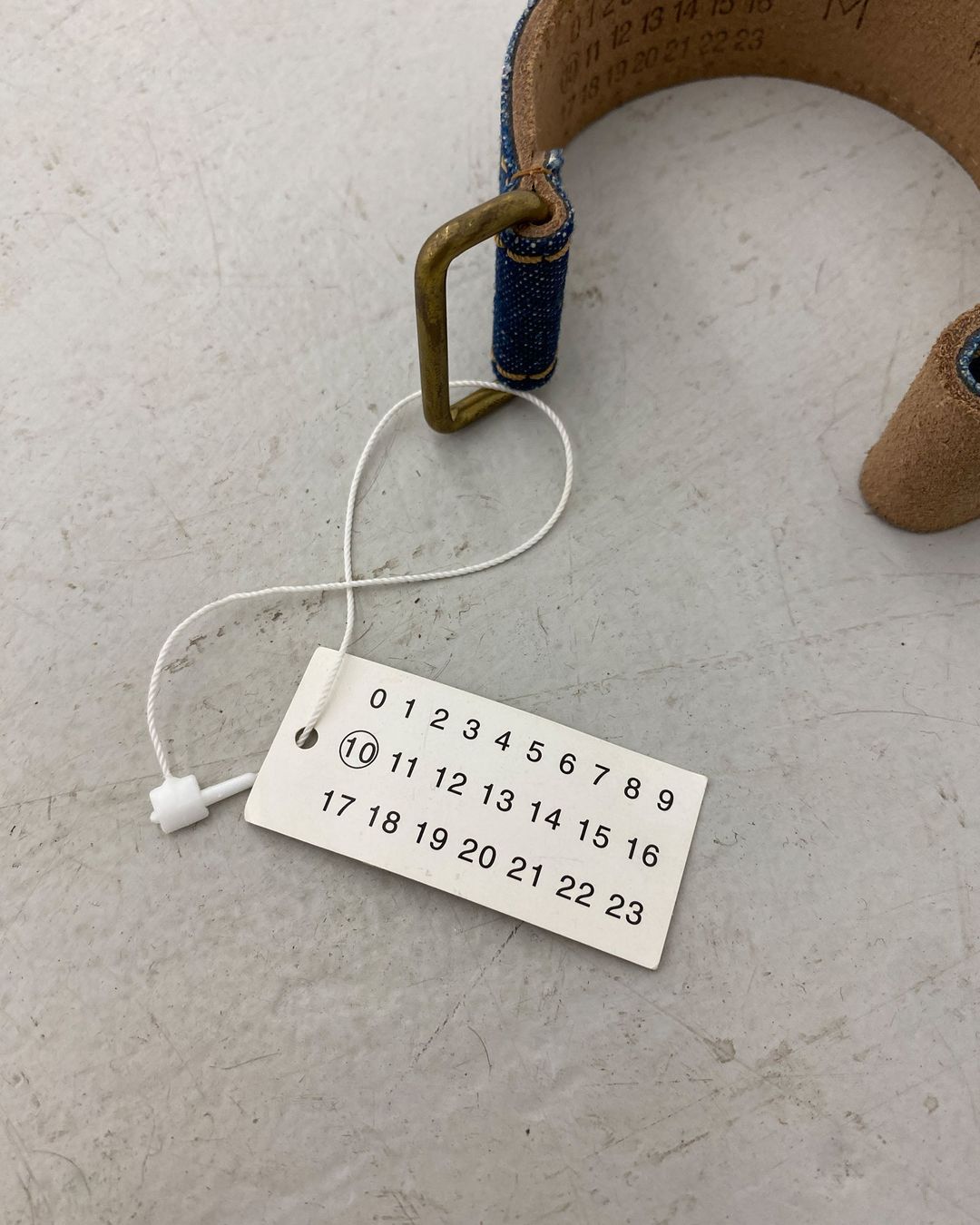 Thumbnail 5f28fbd8-1509-46e4-8dbb-f56749c7d89b