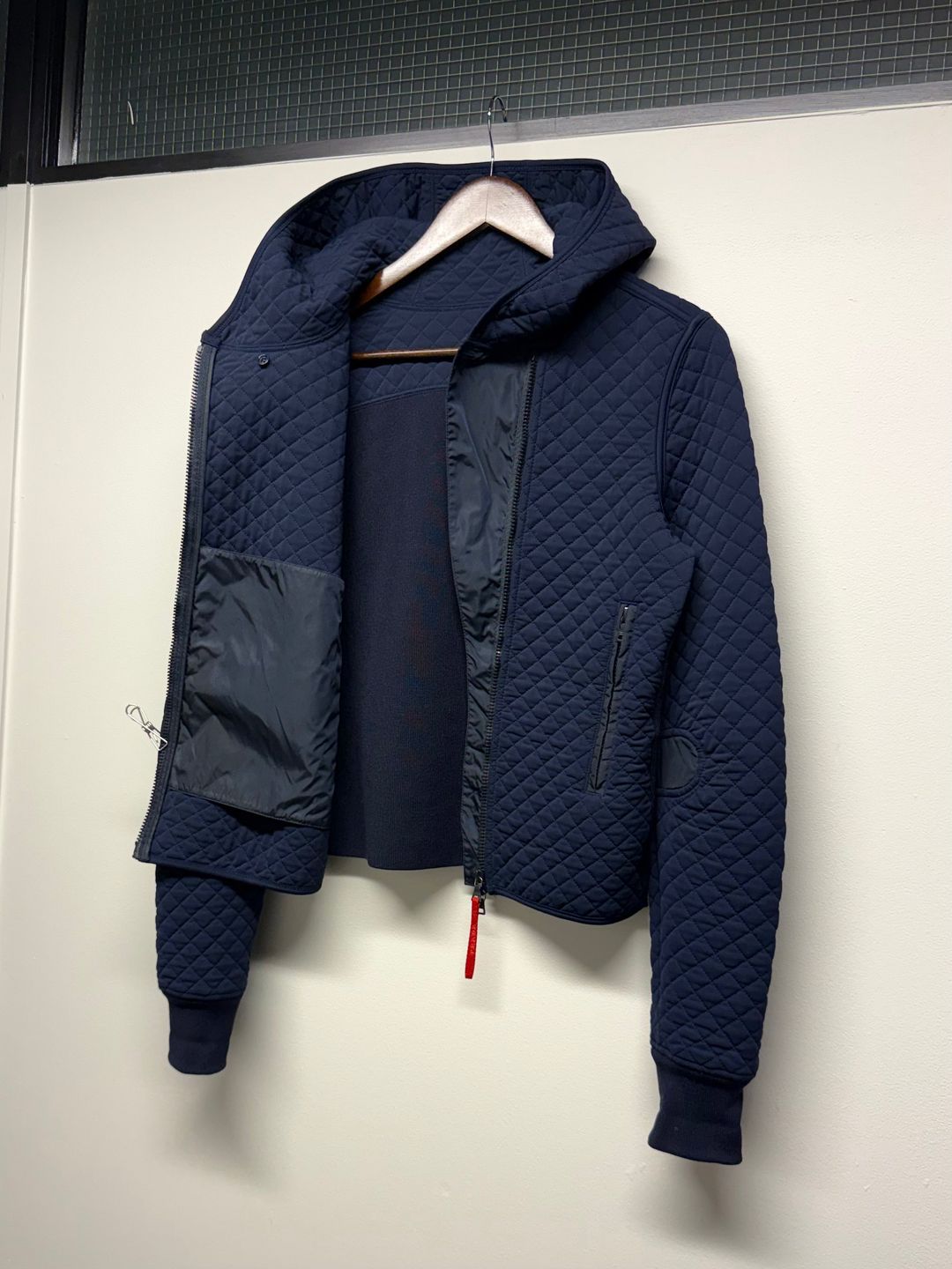 Thumbnail 1ee06609-facd-4a8a-9923-2ab4c8fad635