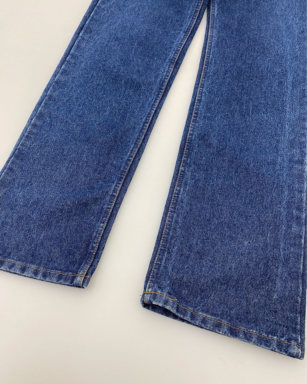 Thumbnail 1f191b27-9c62-45e6-9fc1-743fece62b8a